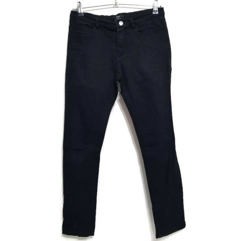 🎁3/$15 Black Straight Leg Jean